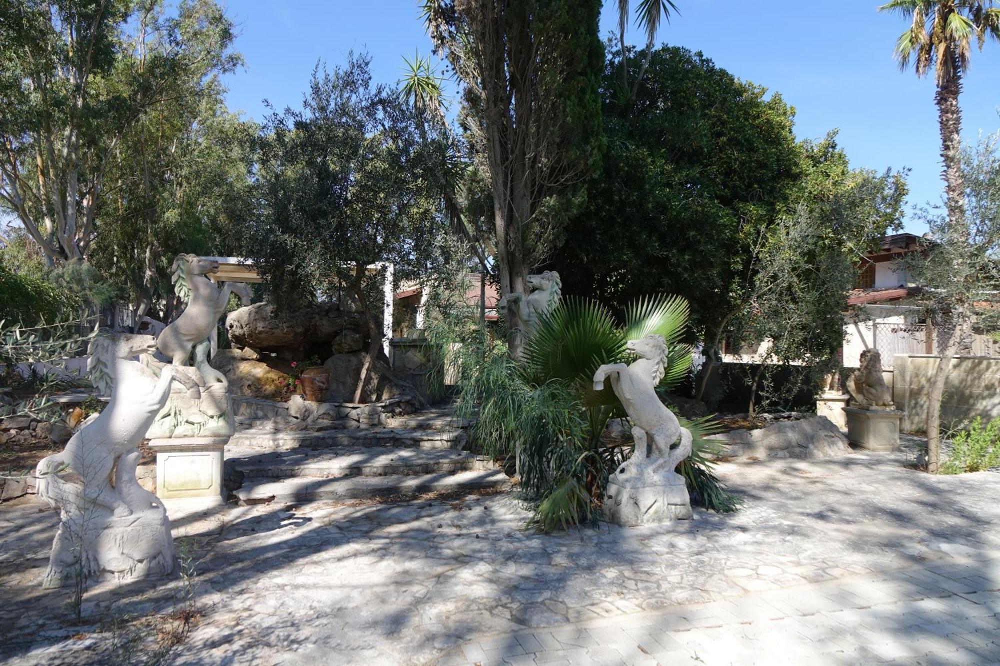 Giardini Sausari Residence Punta Prosciutto Esterno foto