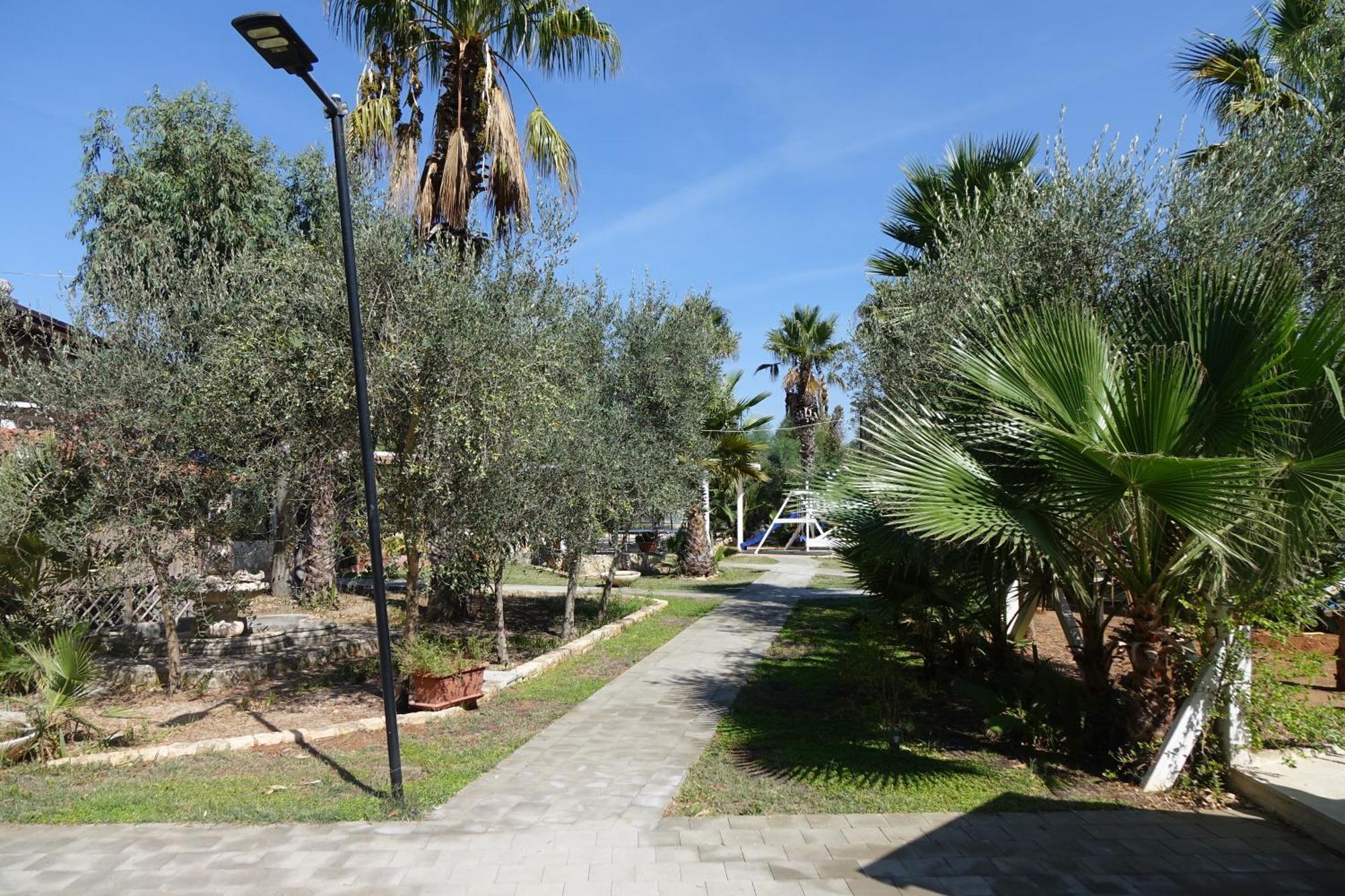 Giardini Sausari Residence Punta Prosciutto Esterno foto